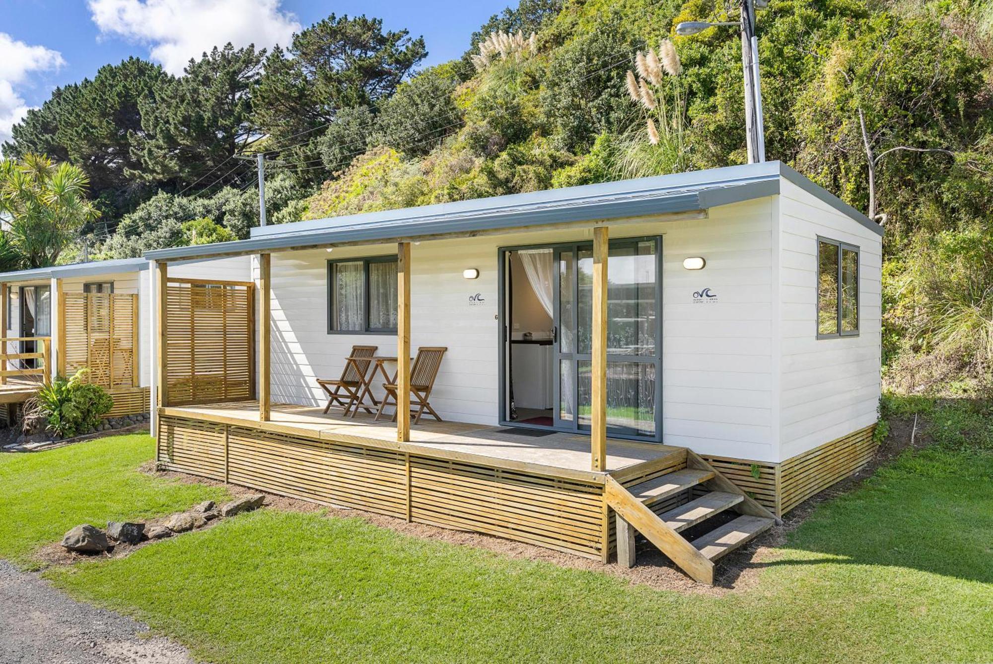Port Waikato Holiday Park Exterior foto